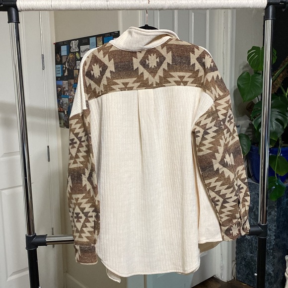 Aztec Western Shacket - Picture 4 of 4